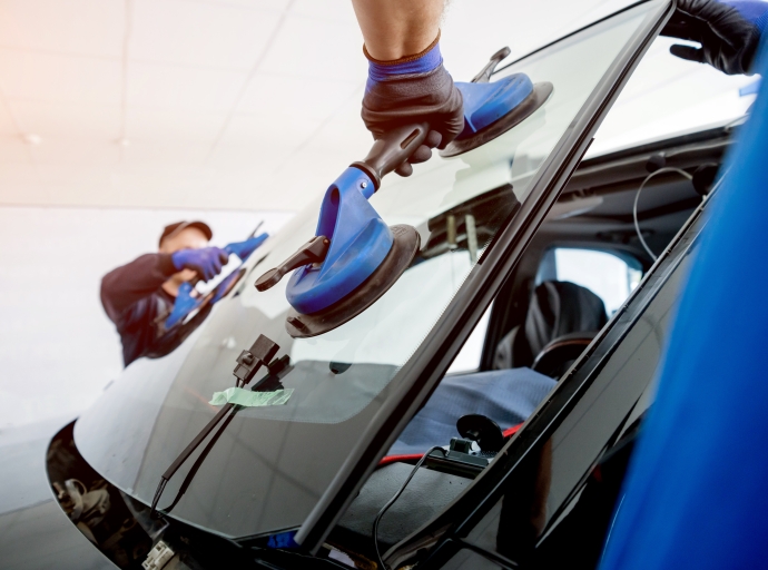 L’innovation et les technologies des produits Velocity SRP : Une révolution pour le collage des pare-brise automobiles