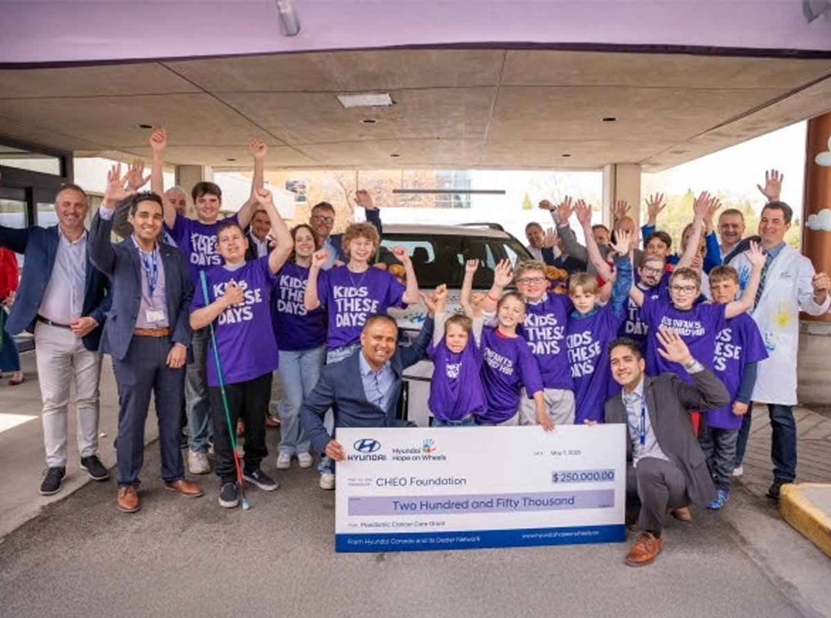 hyundai-canada-remet-250-000-au-cheo-pour-les-soins-aux-enfants-atteints-de-cancer