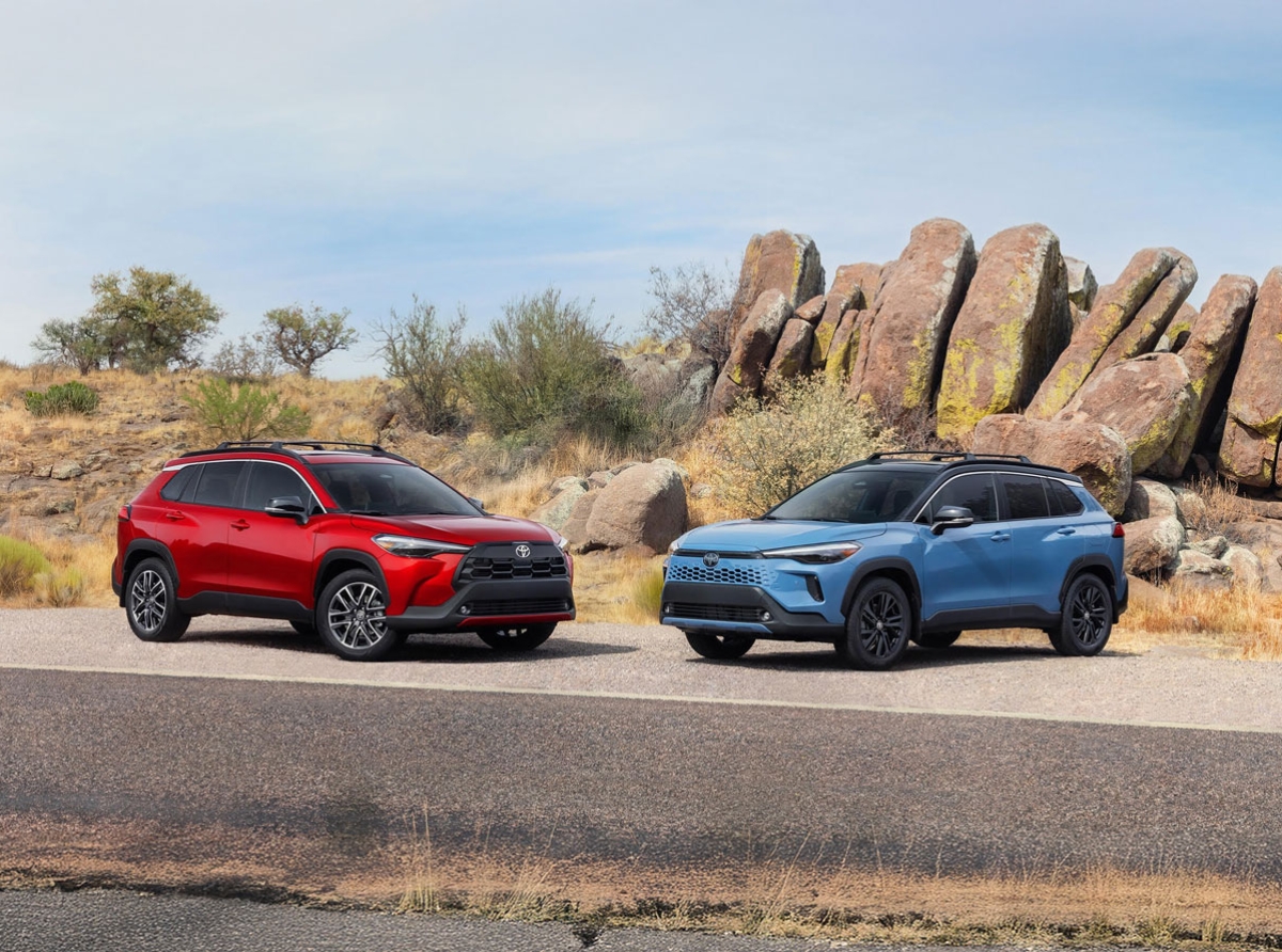 le-toyota-corolla-cross-2026-arrive-avec-un-nouveau-style-interieur-et-exterieur