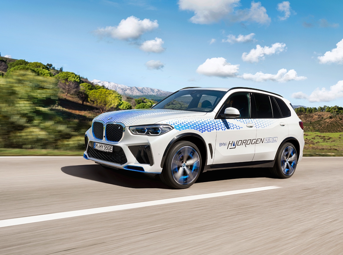Hydrogen engine of the future – alliance and challenges for BMW and Toyota