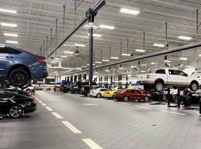 The Financial Impact of an Empty Service Bay in an Automotive Repair Shop
