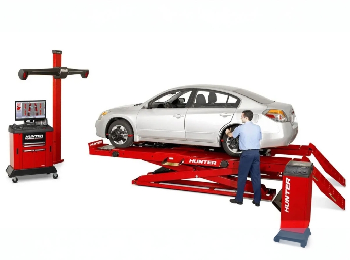 Hunter introduces its HawkEye Elite alignment machine