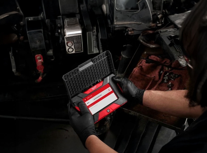 Milwaukee Tool lance son endoscope M12 Auto Shop