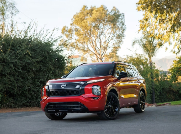 Enfin, un Nissan Rogue PHEV à trois rangées