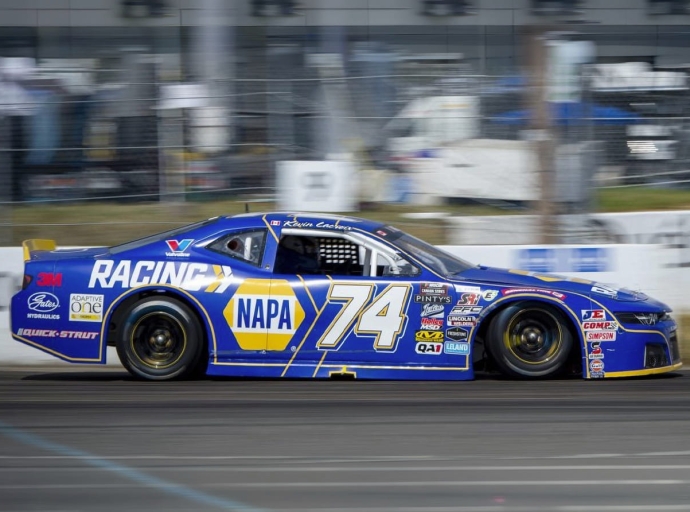 NAPA Partners with NASCAR Canada