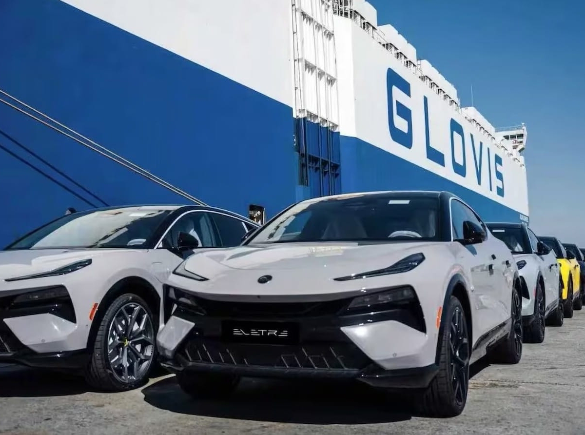 Geely, the First Chinese Automaker in Canada with... Lotus?