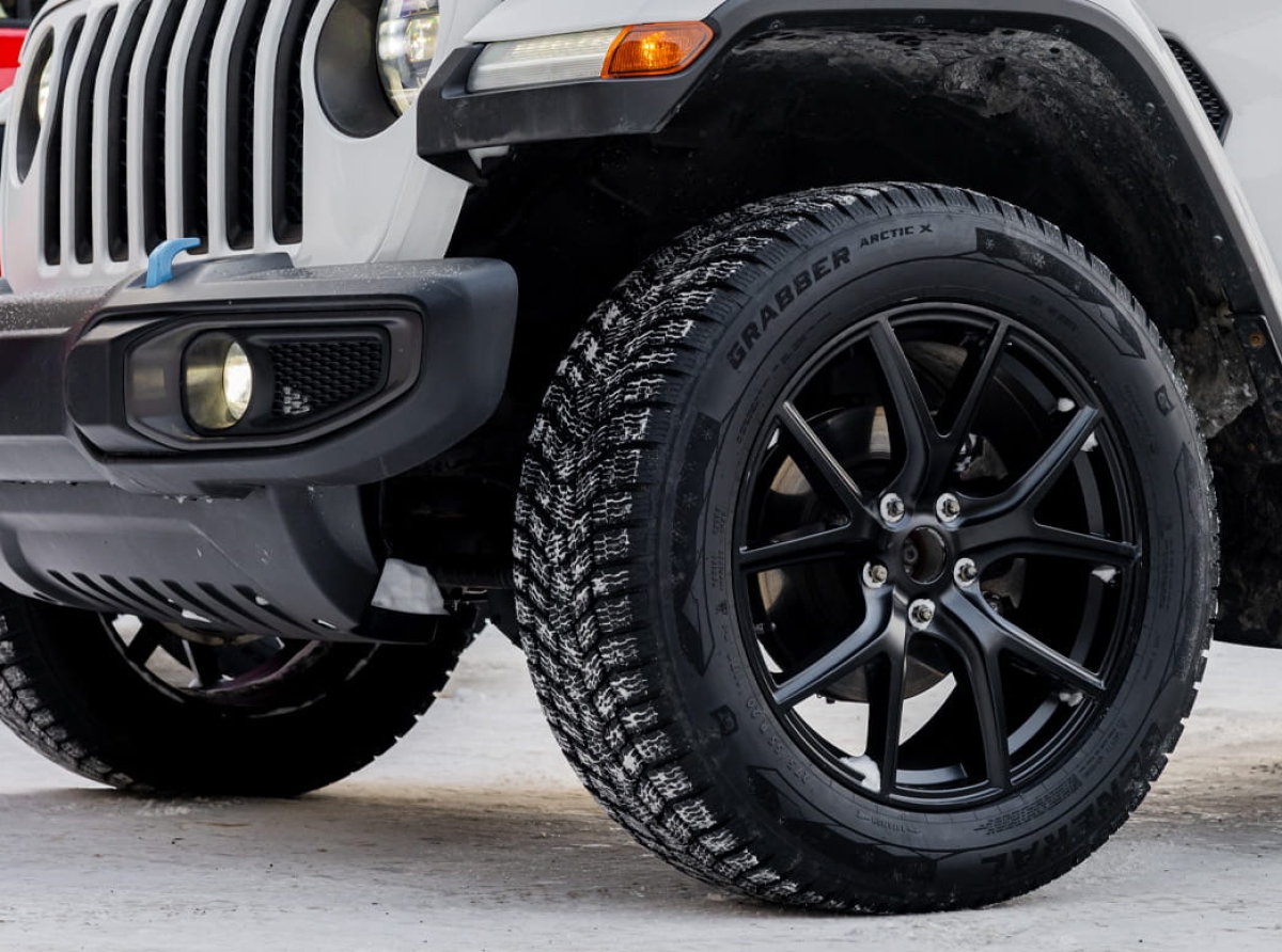 General Tire muscle son jeu hivernal : prise en main des Altimax Arctic X et Grabber Arctic X