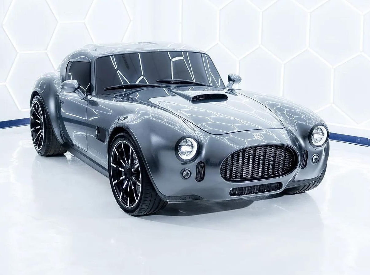AC brings back the Cobra