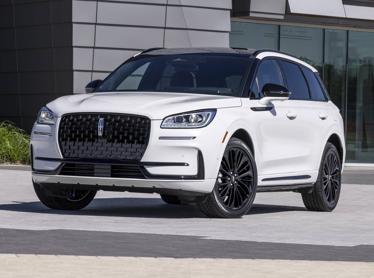 The Lincoln Corsair will return in 2027