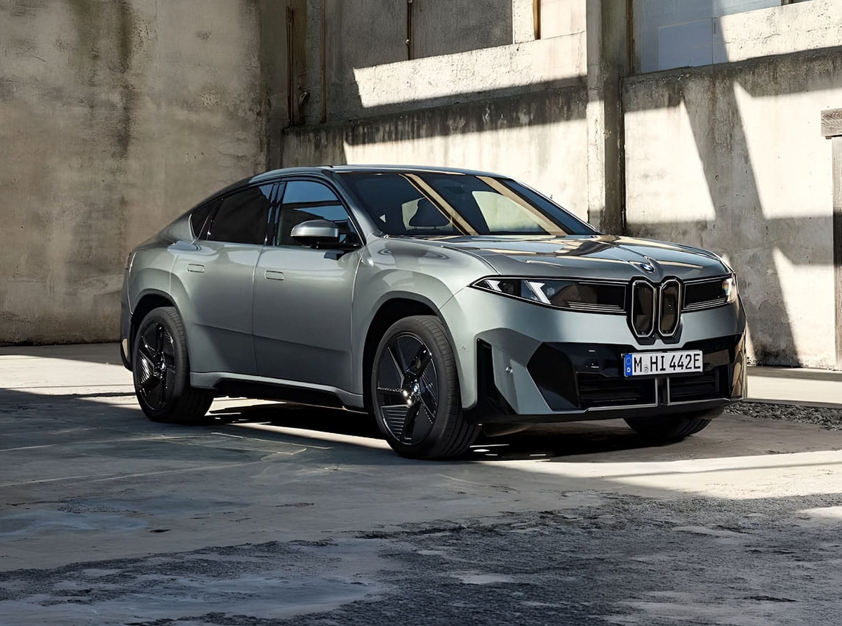 BMW dévoile son nouveau VUM électrique iX4