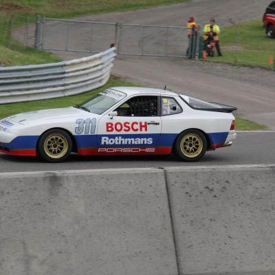 Porsche 944