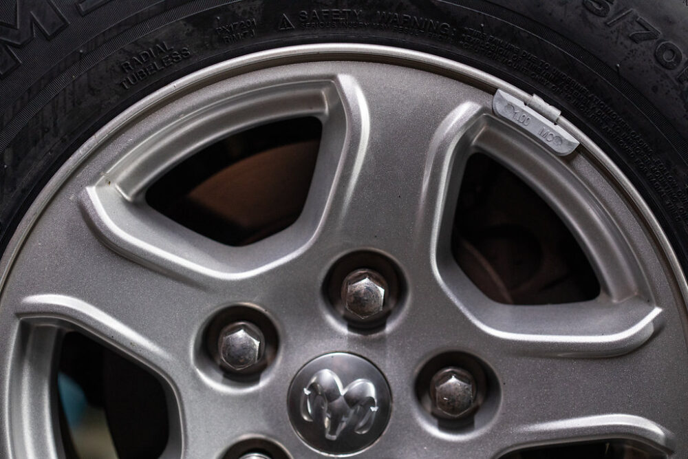 NEW CANADIAN REGULATION ON LEAD IN WHEEL WEIGHTS